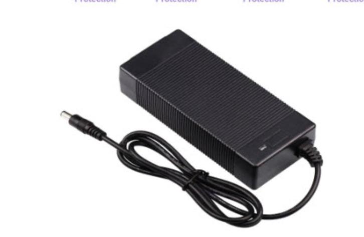 25.2V  Li-ion Batterij lader, Elektronische apparatuur, Onderdelen en Toebehoren, Nieuw, Ophalen of Verzenden