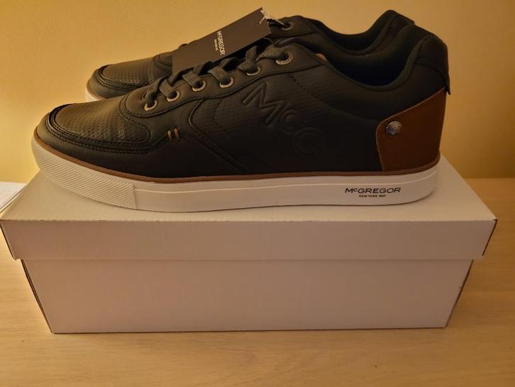 Nieuw paar McGregor schoenen maat 45, Kleding | Heren, Schoenen, Sneakers, Blauw, Ophalen of Verzenden