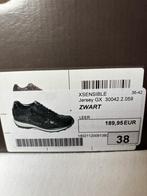 Damesschoen Xsensible stretchwalker m38, Zwart, Overige typen, Ophalen of Verzenden, Zo goed als nieuw