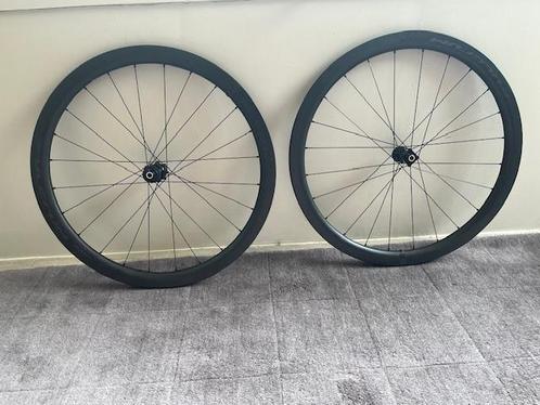 Carbonwielen disc, Fietsen en Brommers, Fietsonderdelen, Zo goed als nieuw, Racefiets, Wiel, Ophalen