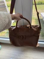 Prachtige Burkely laptoptas - in zeer goede staat!, Enlèvement ou Envoi, 15 pouces, Comme neuf, Sac à bandoulière