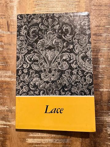 Lace - L.W. van der Meulen-Nulle 1964 beschikbaar voor biedingen