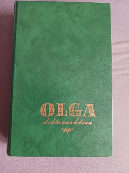 Olga, dochter van de tsaar van Catherine Gavin, Boeken, Romans, Gelezen, Ophalen of Verzenden