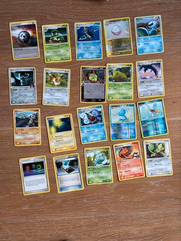350 Pokemon kaarten! beschikbaar voor biedingen