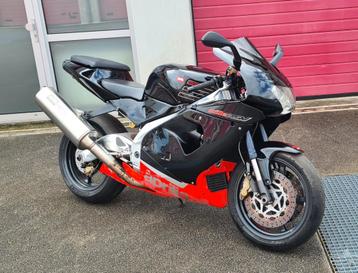 Aprilia RSV 1000 mille 2000 31.000km circuit motor met docu