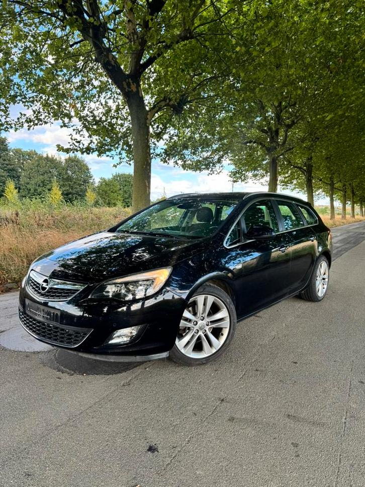Opel Astra 1.7 CDTI 81 kW (2011) — 149 350 km, Autos, Opel, Particulier, Astra, ABS, Airbags, Air conditionné, Alarme, Bluetooth