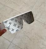 Louis vuitton zonnenbril, Handtassen en Accessoires, Zonnebrillen en Brillen | Heren, Overige merken, Zonnebril, Verzenden, Wit
