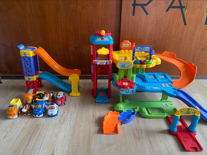 VTECH AUTOGARAGE (grote set), Kinderen en Baby's, Speelgoed | Vtech, Zo goed als nieuw, Ophalen