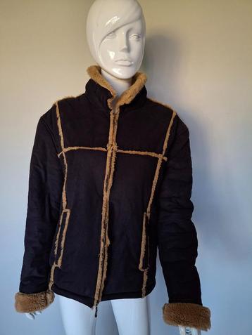 Prachtig daim / pels jasje beschikbaar voor biedingen