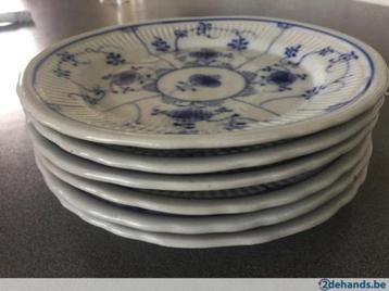 6 Blau Saks borden > 150j oud beschikbaar voor biedingen