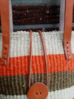Handtas, Handtassen en Accessoires, Tassen | Damestassen, Ophalen of Verzenden, Nieuw, Beige, Handtas