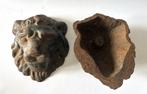paar oude gietijzeren leeuwenkoppen, Antiek en Kunst, Ophalen of Verzenden