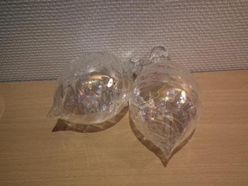 2 Goodwill-kerstballen, in iriserend transparant glas, Diversen, Verzenden, Zo goed als nieuw