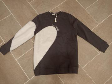 Sweater Pola Paradis beschikbaar voor biedingen