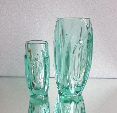 R. Schrötter, duo BULLET (lens) Vazen, Rosice Glassworks., Antiek en Kunst, Antiek | Glaswerk en Kristal, Ophalen of Verzenden