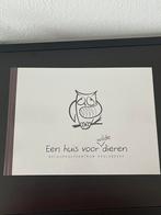 “Een huis voor dieren” - Natuurhulpcentrum Opglabeek, Ophalen of Verzenden, Zo goed als nieuw, Compaan uitgevers