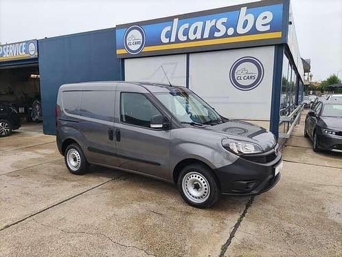 Fiat Doblo 1.4Benzine/3plaatsen/Airco/, Auto's, Bestelwagens en Lichte vracht, Bedrijf, ABS, Airbags, Airconditioning, Bluetooth