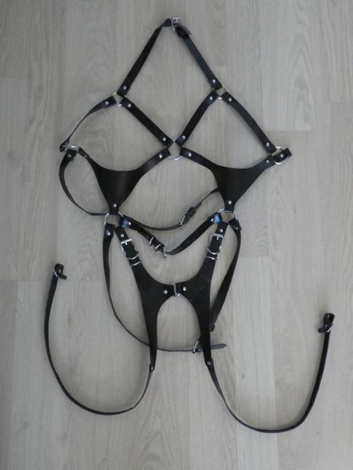 Body Harnas Lederen Cup, Kleding | Dames, Ondergoed en Lingerie, Overige typen, Zwart, Ophalen of Verzenden