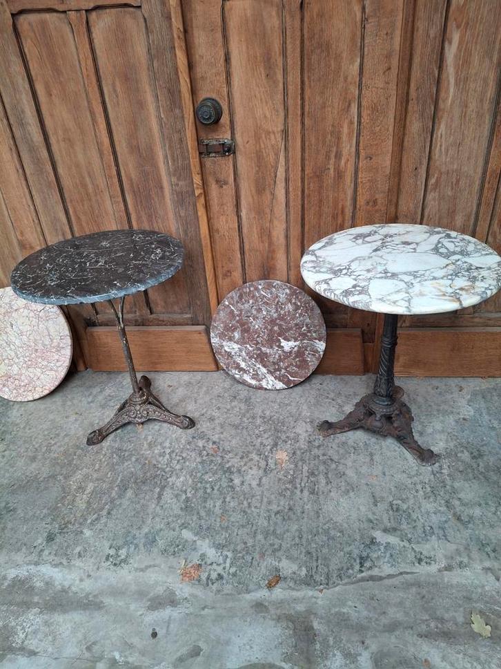 Antieke gietijzeren bistrotafeltjes / losse marmer bladen, Antiek en Kunst, Curiosa en Brocante, Ophalen