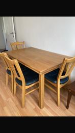 Table pliante en bois et 4 chaises, Enlèvement, Utilisé, 4 à 6 chaises