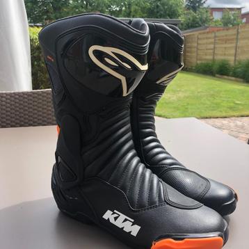 MOTORLAARZEN ALPINESTARS SMX6 V2 KTM beschikbaar voor biedingen