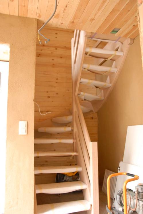 Maison à louer à Rhode-Saint-Genese, 2 chambres, Immo, Huizen te huur, Vrijstaande woning