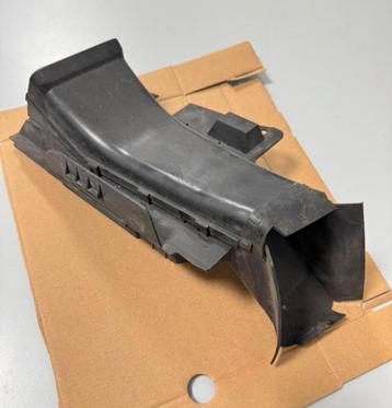 BMW 3 E46 2004 Rechter rem koelluchtkanaal oem 51718197928 beschikbaar voor biedingen