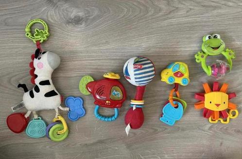 Pakket babyspeelgoed, Enfants & Bébés, Jouets | Jouets de bébé, Comme neuf, Hochet, Avec lumière, Sonore, Enlèvement