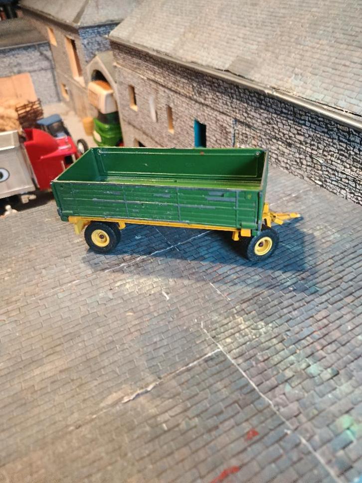 Remorque Siku épave (Gratuite à l'achat de min 15€ ), Hobby & Loisirs créatifs, Voitures miniatures | 1:32, Utilisé, Tracteur et Agriculture