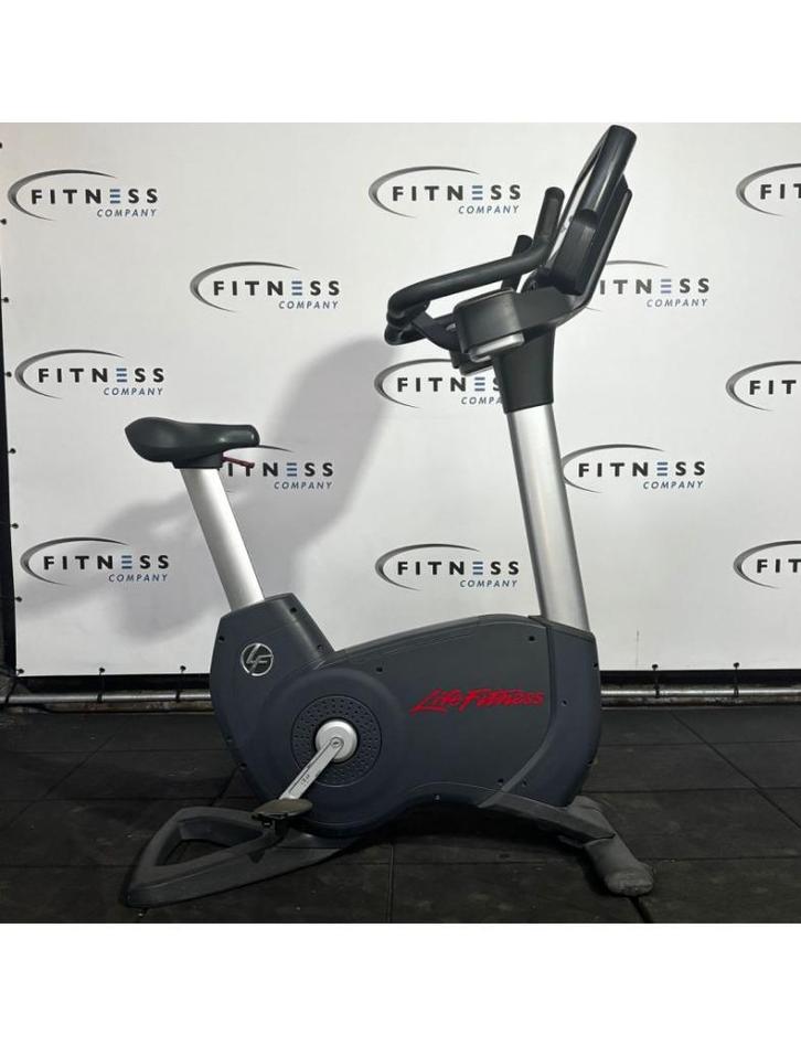 Life Fitness 95C upright bike | Hometrainer | Fiets, Sport en Fitness, Fitnessmaterialen, Gebruikt, Overige typen, Armen, Benen
