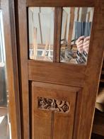 Antieke  eiken  kledingkast met spiegel., Ophalen