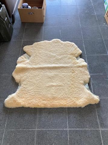 Lamsvel, Huis en Inrichting, Ophalen, Gebruikt