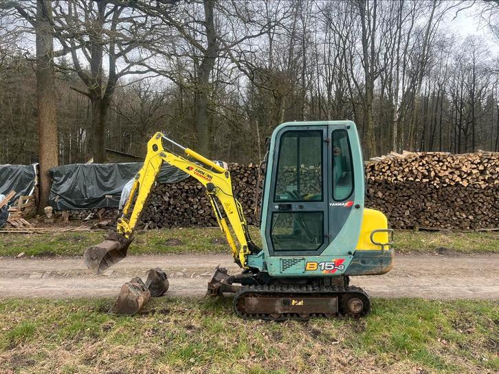 Grue/Mini-Pelle Yanmar B-15/3 avec 3 bacs en bon état., Doe-het-zelf en Bouw, Gereedschap | Overige machines, Ophalen