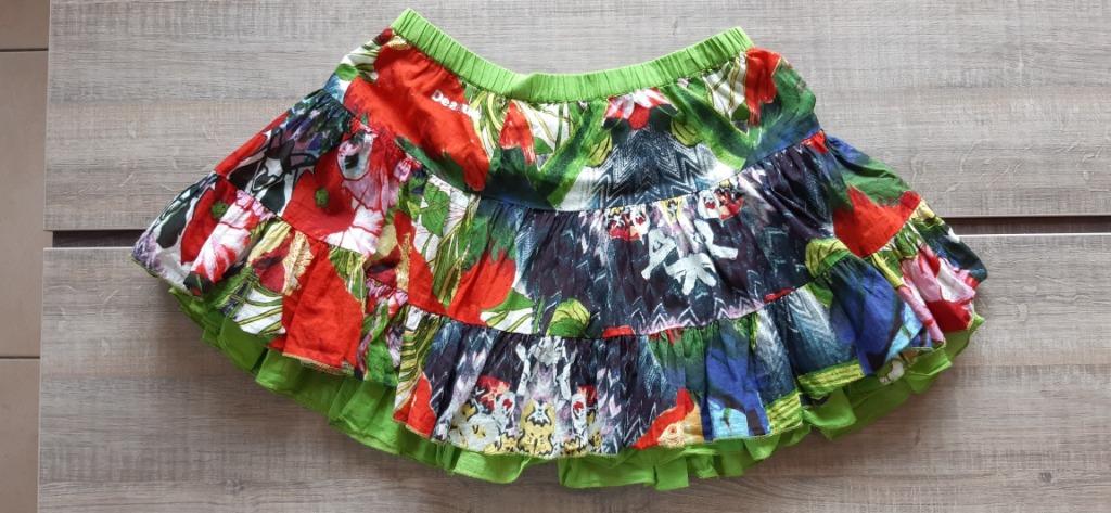 Très belle jupe colorée DESIGUAL enfant-ado - taille unique, Enfants & Bébés, Vêtements enfant | Autre, Comme neuf, Fille, Enlèvement ou Envoi