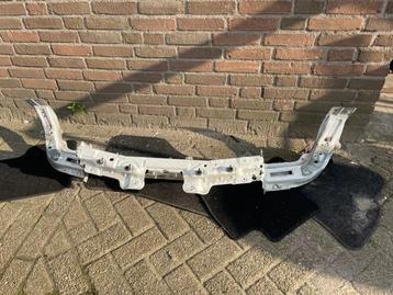 VOORFRONT SLOTPLAAT wit Fiat Doblo (263) (01-2010/12-2023) beschikbaar voor biedingen