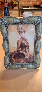 cadre photo vintage en étain et nacre avec cristaux, Utilisé