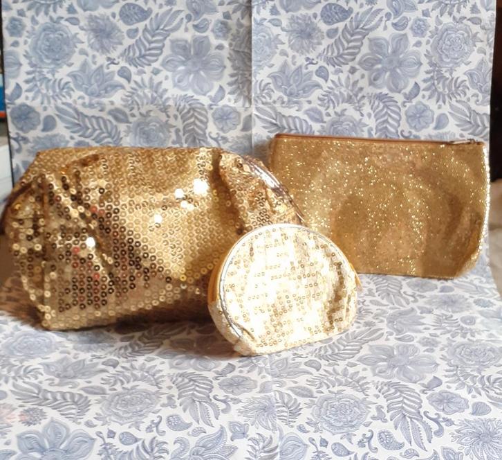 lot trousse maquillage pochette et porte monnaie doré, Bijoux, Sacs & Beauté, Trousses de toilette, Neuf, Femme, Autres couleurs