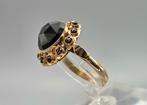 Bague ancienne en or avec grenat. 2025/828, Envoi, Or, Bague, Avec pierre précieuse