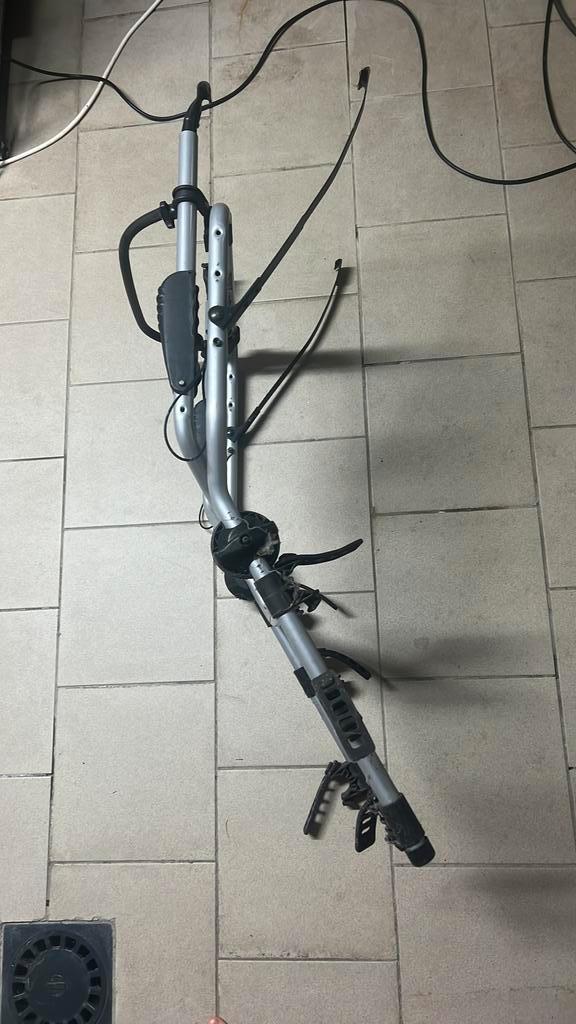 Porte velo Thule 3velos - voiture a hayon, Auto diversen, Fietsendragers, Ophalen