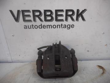 REMKLAUW RECHTS VOOR Volvo V40 (VW) (01-1995/06-2004) beschikbaar voor biedingen