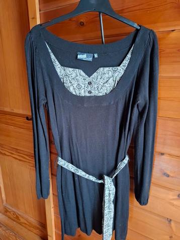 Zwart  gebreid kleedje, merk emoi beschikbaar voor biedingen