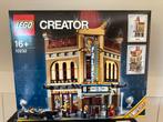 Lego Palace Cinema 10232, Enfants & Bébés, Jouets | Duplo & Lego, Ensemble complet, Lego, Neuf