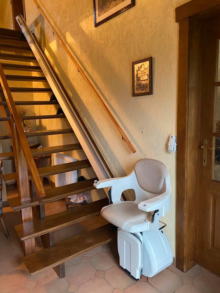 Monte escalier Stannah, Diversen, Trapliften, Zo goed als nieuw, Recht, Ophalen