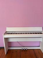 Roland digitale piano F-120, Muziek en Instrumenten, Ophalen, Piano