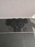 Haltères + barre d’haltère 28 kg, Sport en Fitness, Ophalen, Zo goed als nieuw