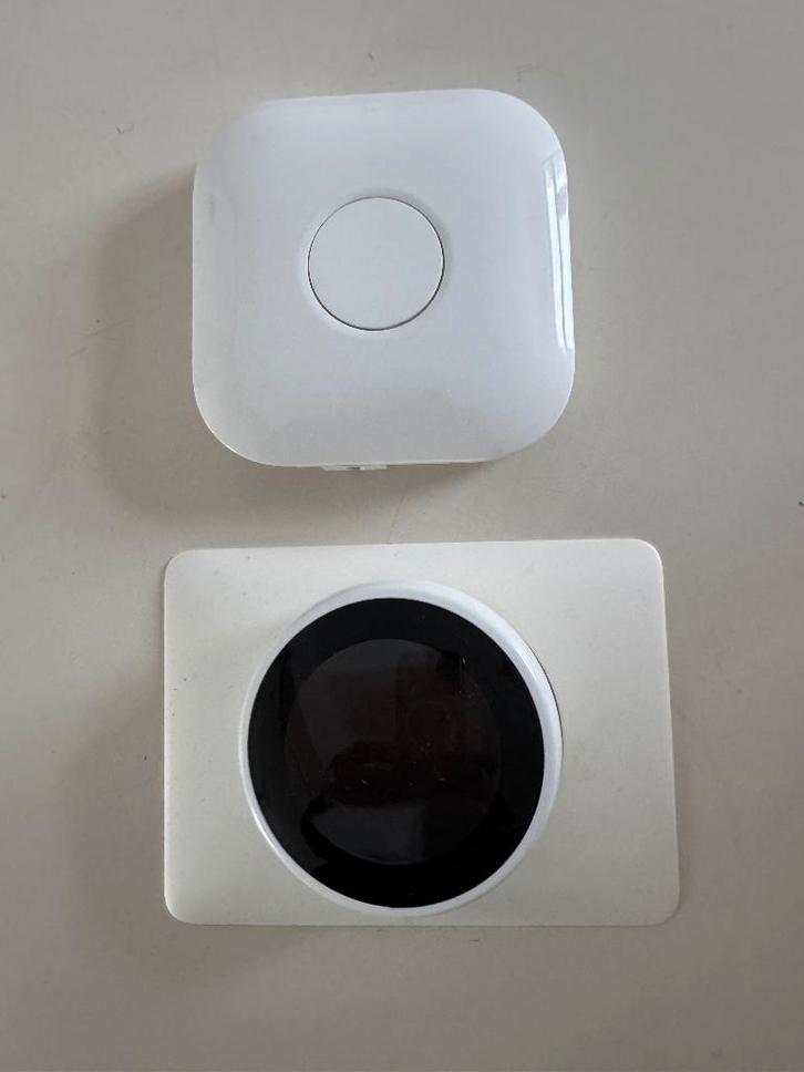 1 thermostat Nest V3 et 2 thermostats Nest V2, Bricolage & Construction, Thermostats, Utilisé, Enlèvement