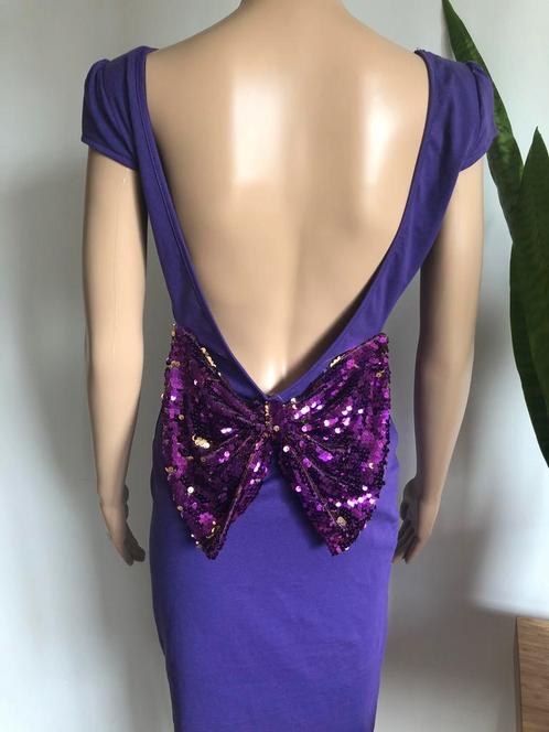 Robe violette dos V profond et sequins nœud (36) NEW, Vêtements | Femmes, Robes, Neuf, Taille 36 (S), Violet, Au-dessus du genou