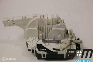 Portierslot LV (bestuurderskant) VWCrafter beschikbaar voor biedingen