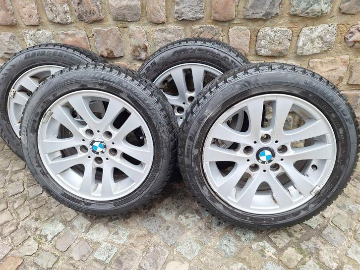 4 Roues BMW, pneus HIVER 205/55  R16, Auto-onderdelen, Banden en Velgen, Banden en Velgen, Winterbanden, 16 inch, 205 mm, Personenwagen