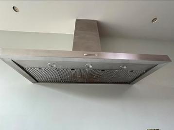 Whirlpool dampkap inox met afzuiging naar buiten beschikbaar voor biedingen